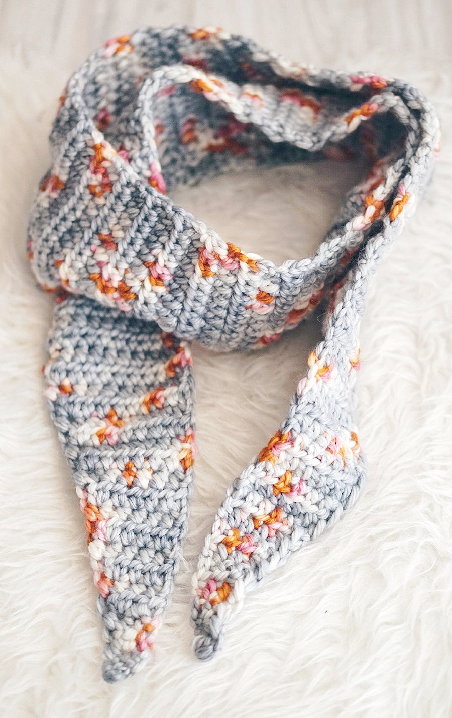 19 Stylish and Easy Crochet Scarf Patterns - Dabbles & Babbles