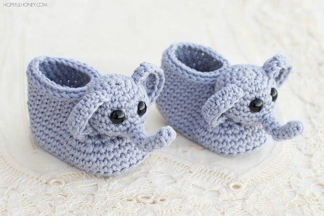 infant crochet booties
