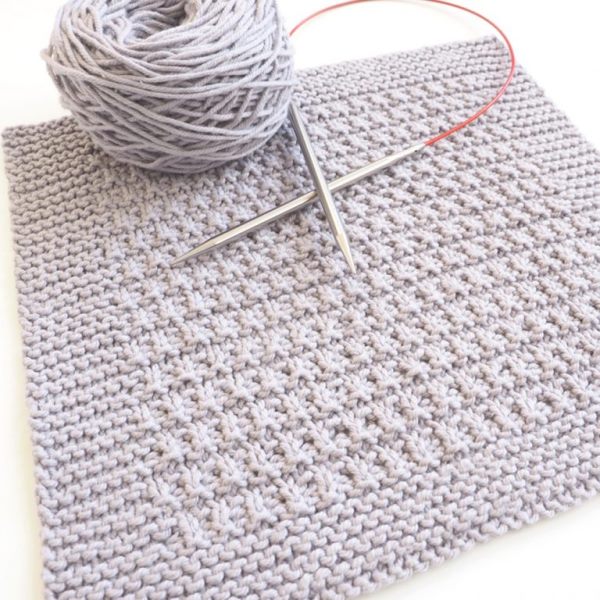 Rib Ridge Dishcloth - These knitting patterns are fun and diverse. There are so many options to choose from and most of them make great easy knitting projects for beginners. #KnittingPatterns #EasyKnittingProjects
