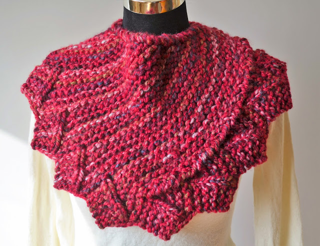 Dragon Fire Cowl - If you’re looking for something simple, easy and fun to make for gifting, these cowl knitting patterns are perfect to do just that. #cowlknittingpatterns #knittingpatterns #wintercowlknittingpatterns