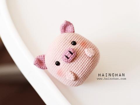 The Little Crochet Pig 