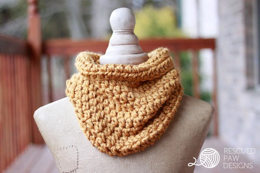 A cowl made using the half double crochet