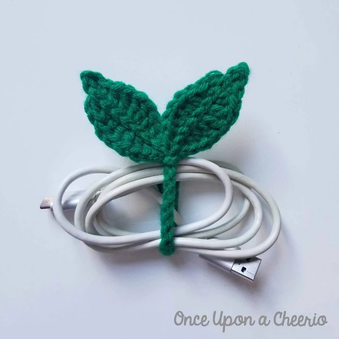 Crochet Leaf Sprout Cable Tie & Bookmark