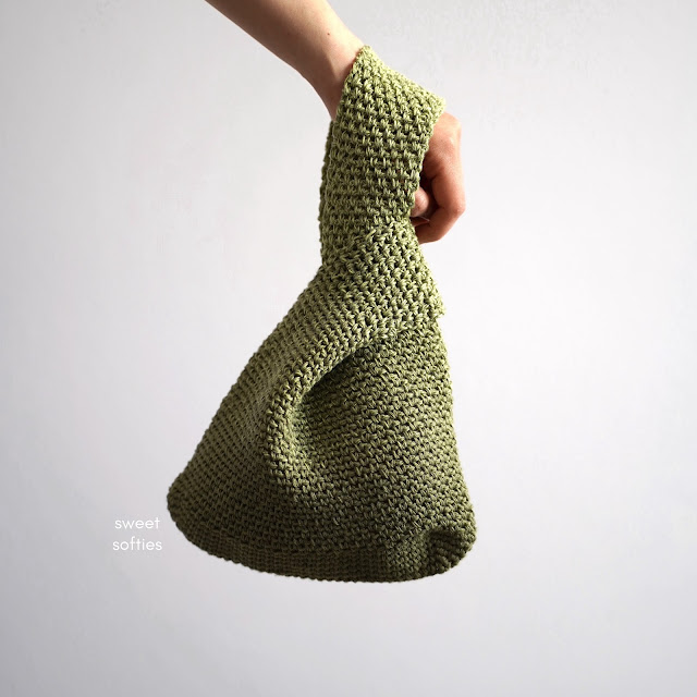 A Japanese crochet knot bag 