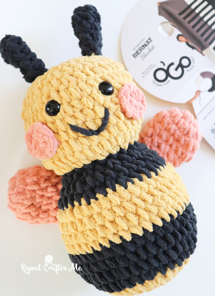O-Go Crochet Bumblebee
