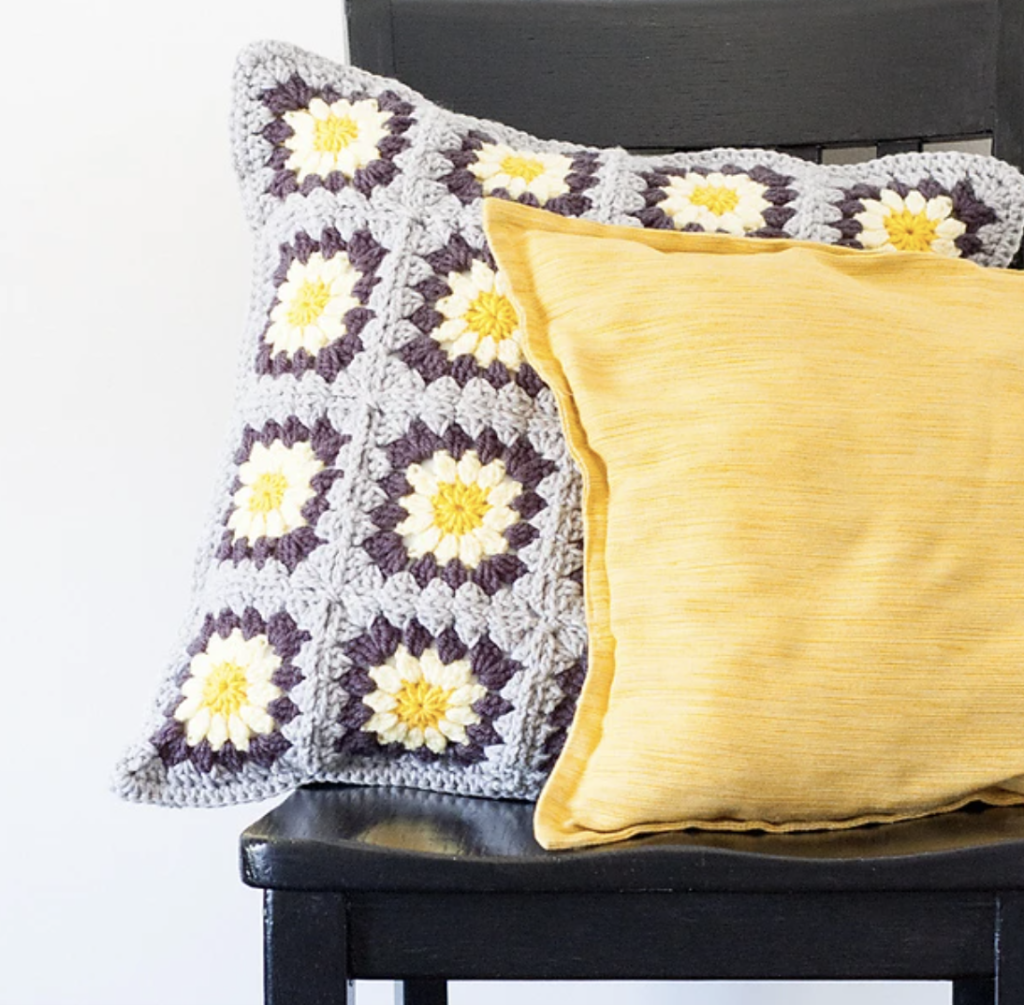 Daisy Granny Crochet Pillow