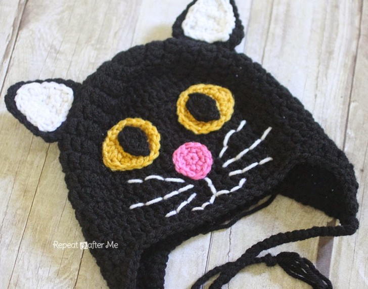 black crochet cat hat