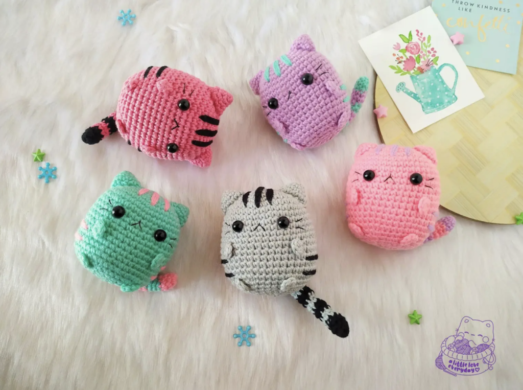 chubby crochet cat amigurumi