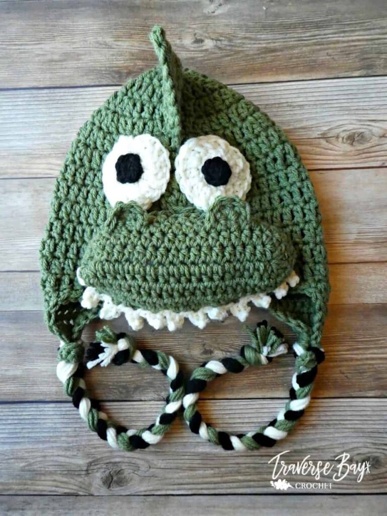 Dinosaur hat crochet